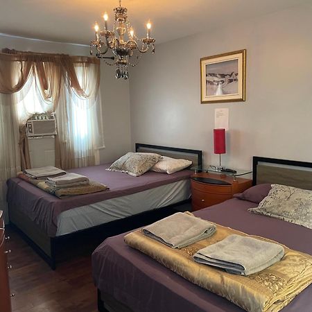 Self Service Small Breakfast, 2 Double Beds Private Room Montreal Zewnętrze zdjęcie